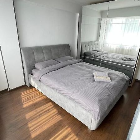 Home Sweet Home Chisinau Bagian luar foto